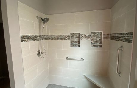 Walk-in shower 2